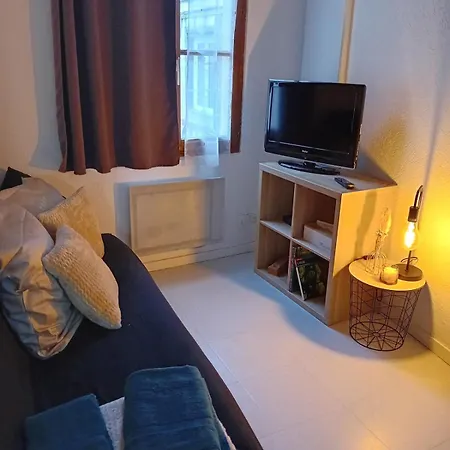 Heart Of Airport 15 Min By Bus, Apartment Beauvais