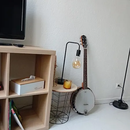 Apartment Heart Of Airport 15 Min By Bus, *