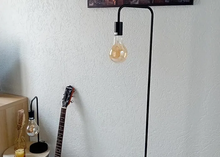 Lägenhet Heart Of Airport 15 Min By Bus, *